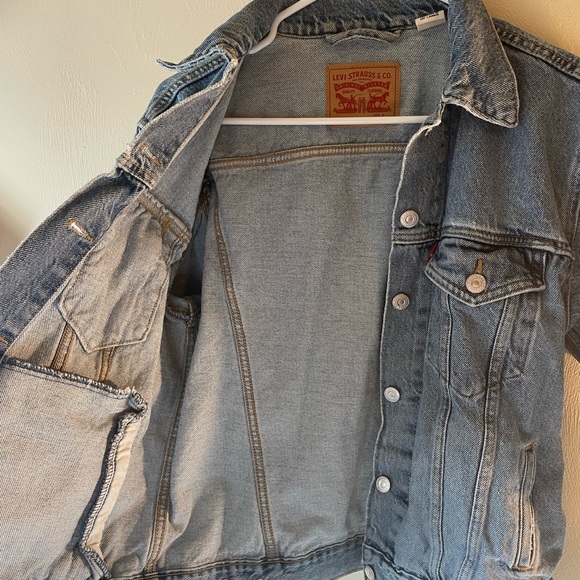 Levi’s Jean Trucker Jacket - Size S - Picture 3 of 3